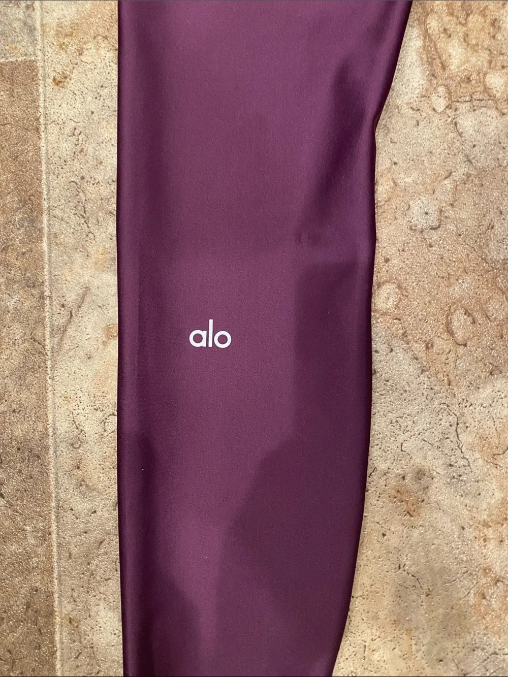 ALO Yoga High-Waist Airlift Plum Leggings, XS